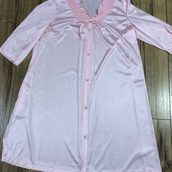 VTG Vanity Fair Nightgown/Robe size M Nylon - Picture 1 of 3